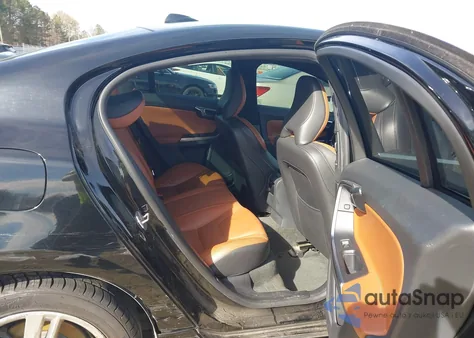 2015 Volvo S60 T5 Premier из США, поврежденный, VIN YV1612TK4F1343813